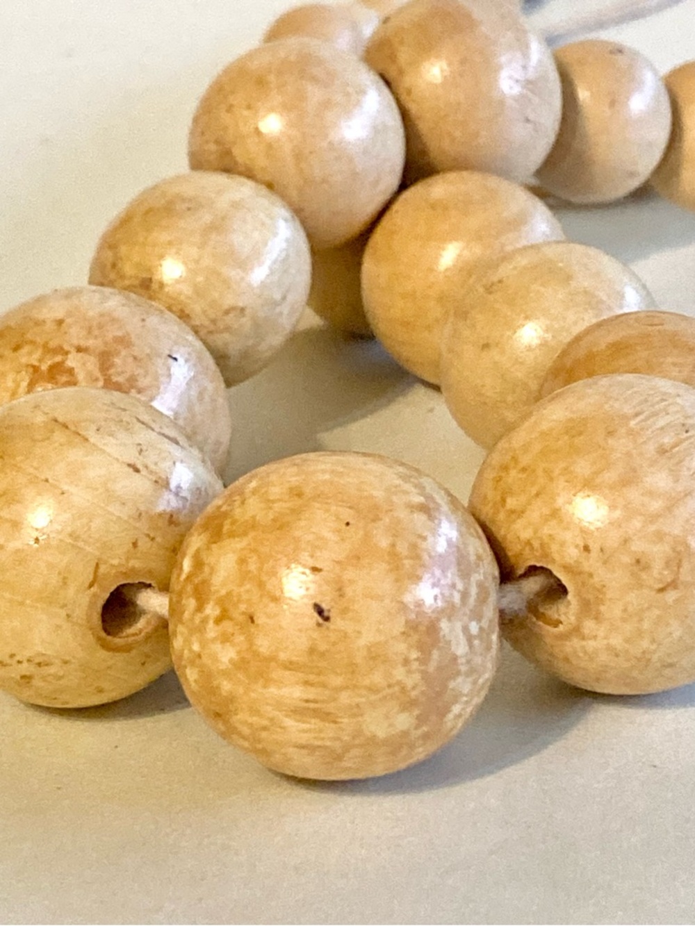 Natural Cream color Beaded preloved Necklace unisex